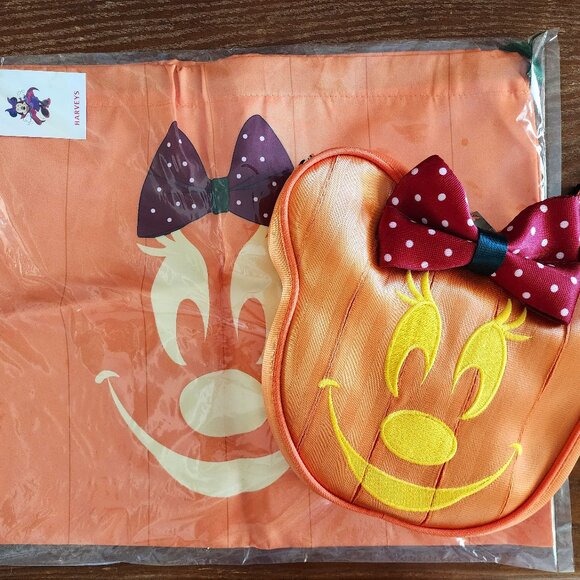 Harveys Disney Halloween Minnie Pumpkin Crossbody & Dust Bag Limited Edition NWT - Picture 2 of 16